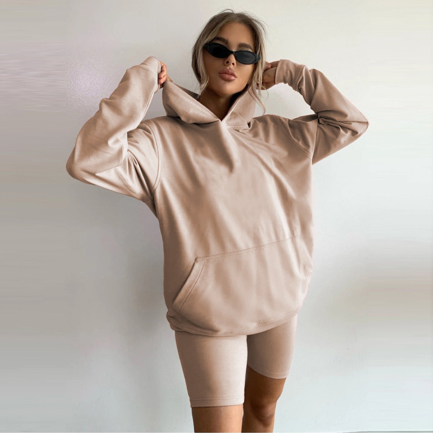 Casual Set – Loose Sweater &amp; Sport Shorts